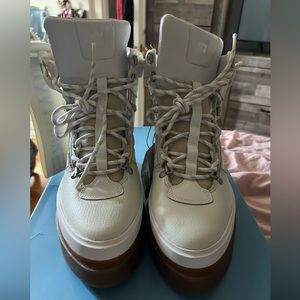 Adidas Ivy Park Super Sleek Boots / W 8.5